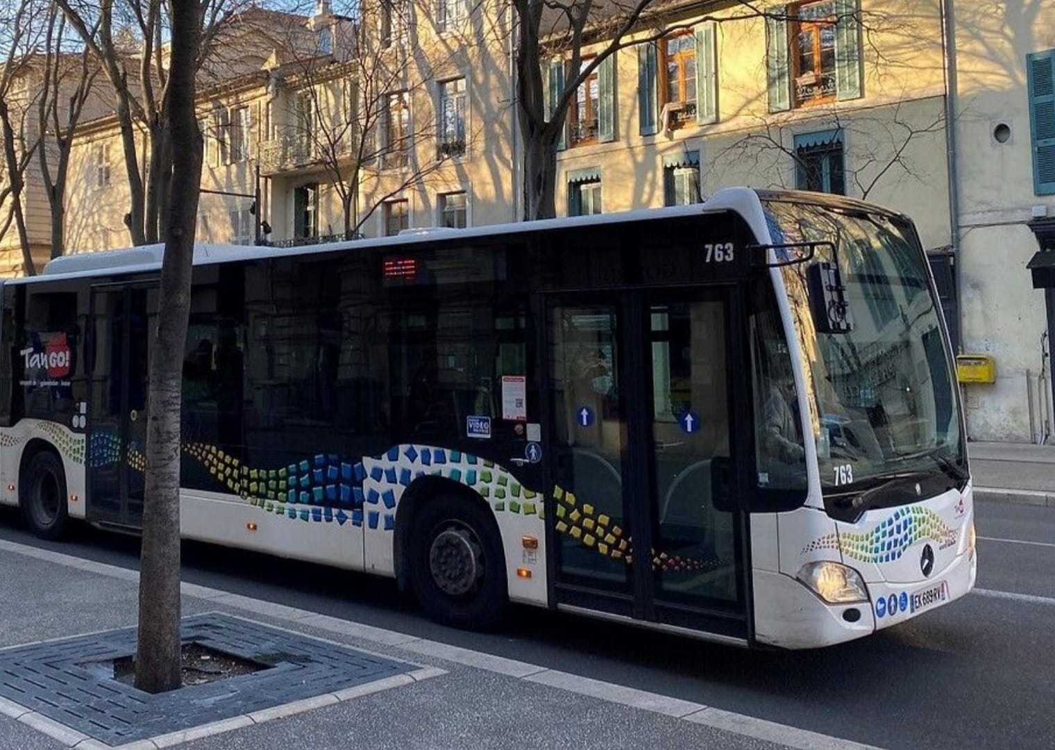 autocar